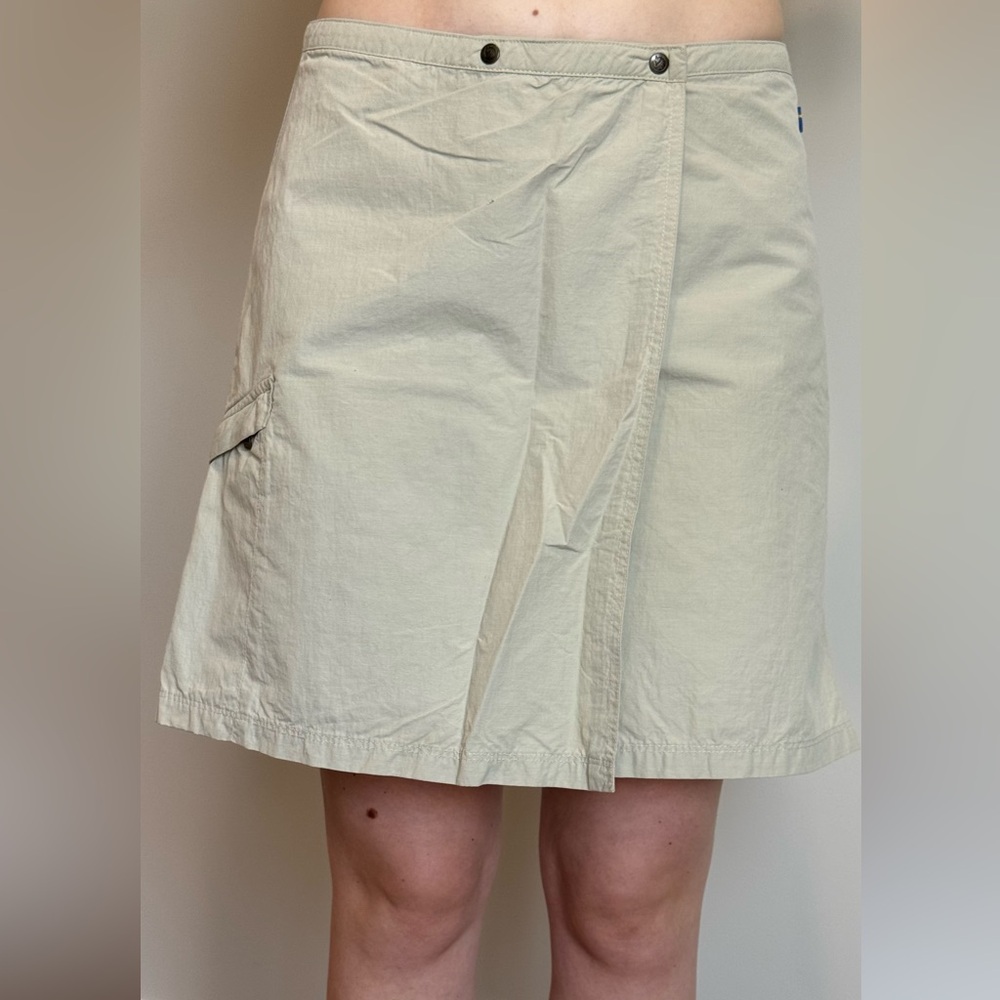 Fjallraven Women's Skort in Light Beige